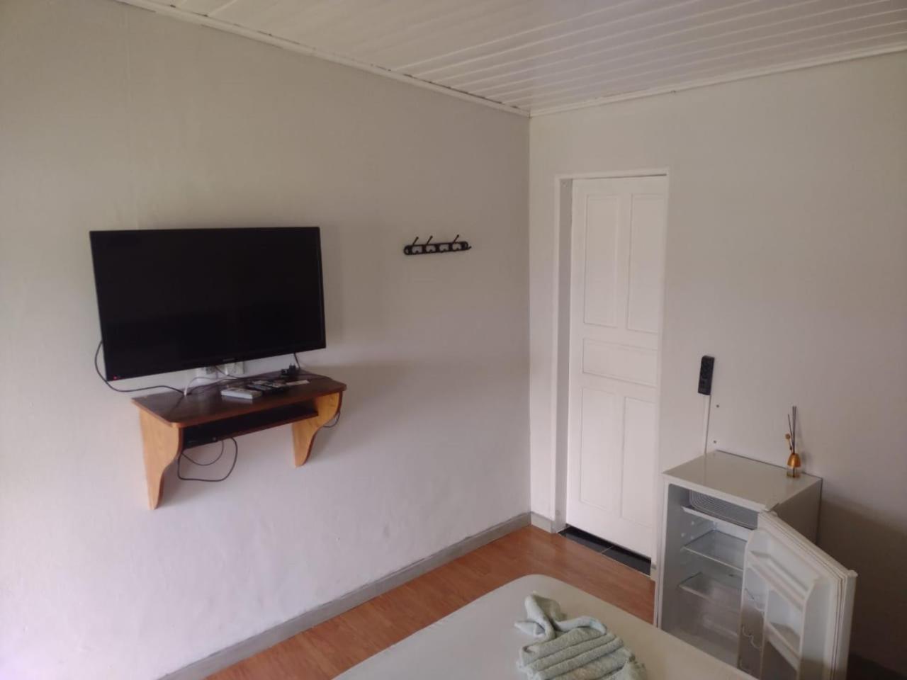Iate Clube Rio Verde - Ilha Comprida Cananéia Buitenkant foto